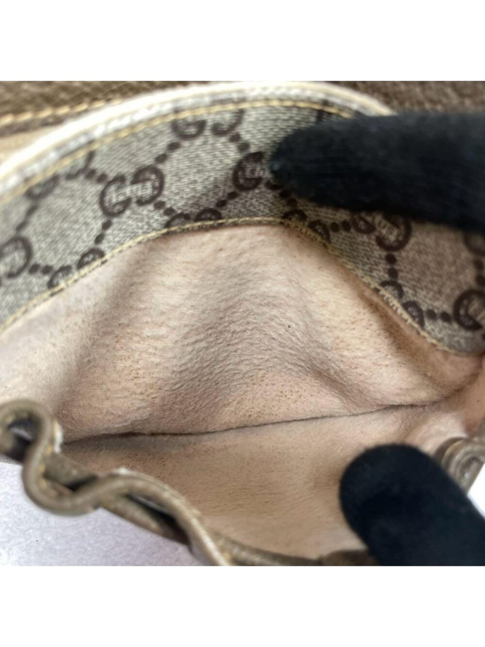 Gucci GG Shoulder Bag Brown Beige Leather - Picture 6 of 10